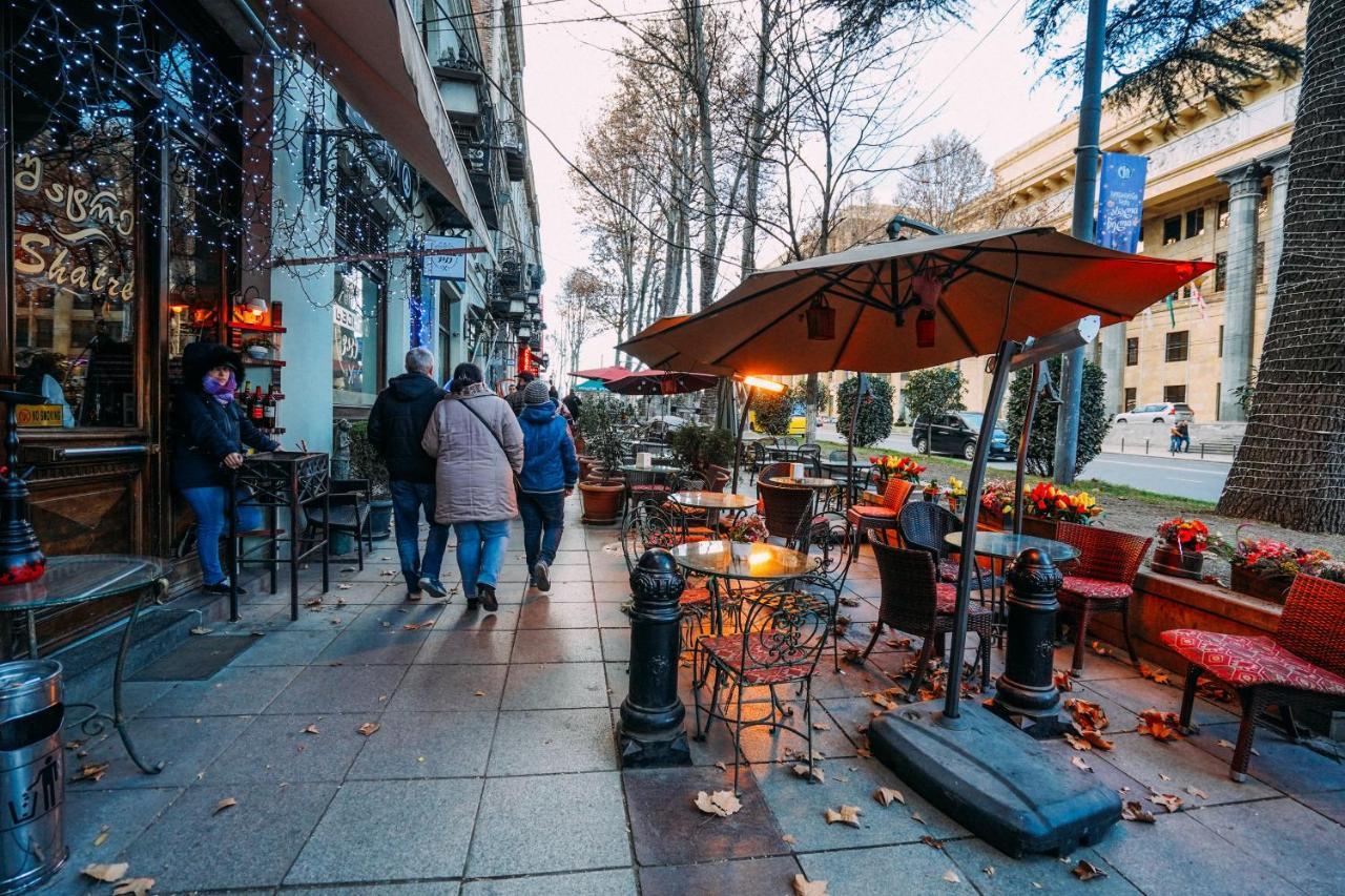 Second House Rustaveli Apartment Тбилиси Екстериор снимка